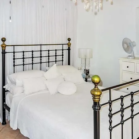 Puerto Del Carmen Sleeps 6 Pool Air Con Wifi Puerto del Carmen (Lanzarote)