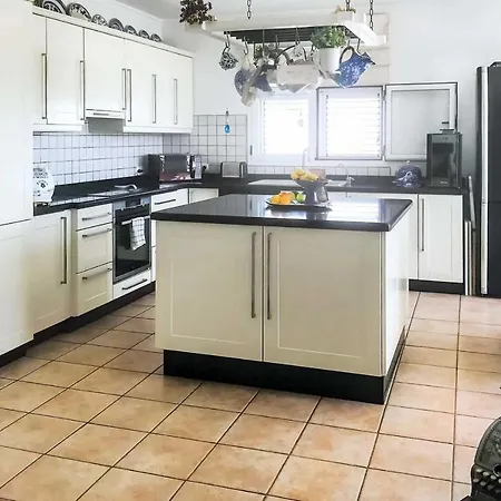 Puerto Del Carmen Sleeps 6 Pool Air Con Wifi Vila Puerto del Carmen (Lanzarote)